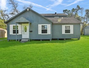1029 Sycamore Street, La Marque, TX 77568