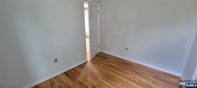 16 Prospect Avenue, Bergenfield, NJ 07621
