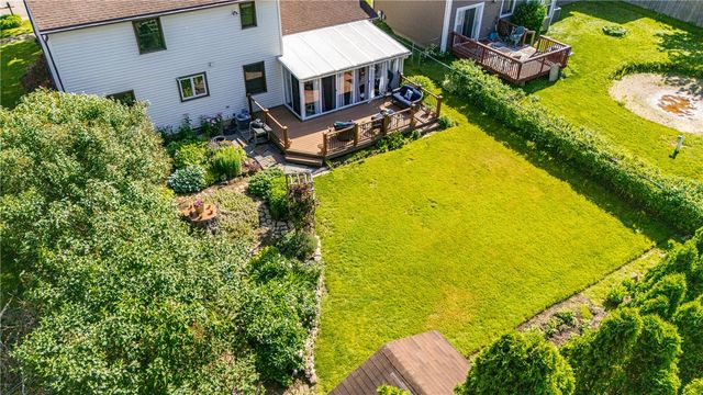 123 Woodsong Lane, Greece, NY 14612