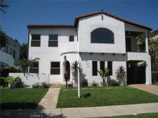 1265 S Cloverdale Ave 1/2, Los Angeles, CA 90019
