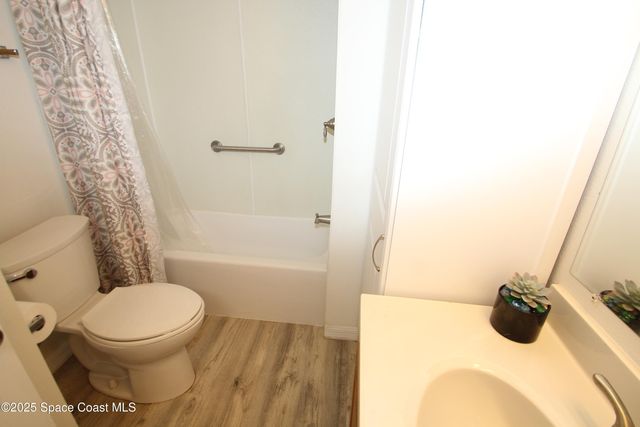 2540 Chatham Way NE, Palm Bay, FL 32905