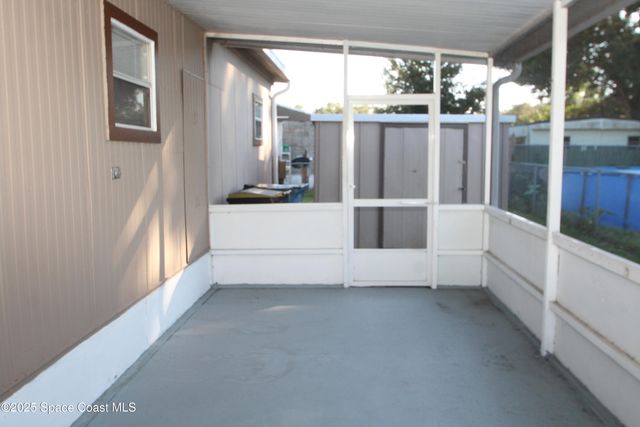 2540 Chatham Way NE, Palm Bay, FL 32905