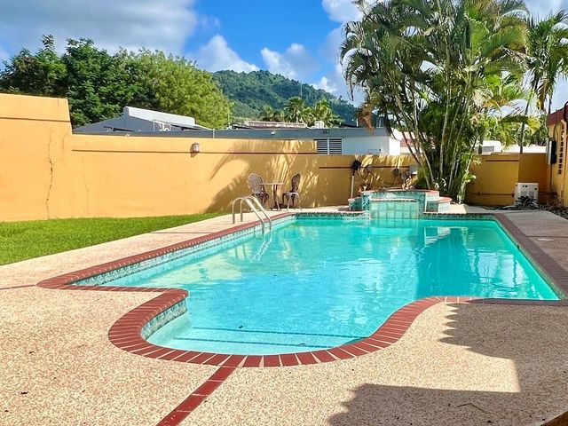 3 PLAZA, Gurabo, PR 00778