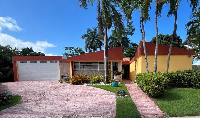 3 PLAZA, Gurabo, PR 00778