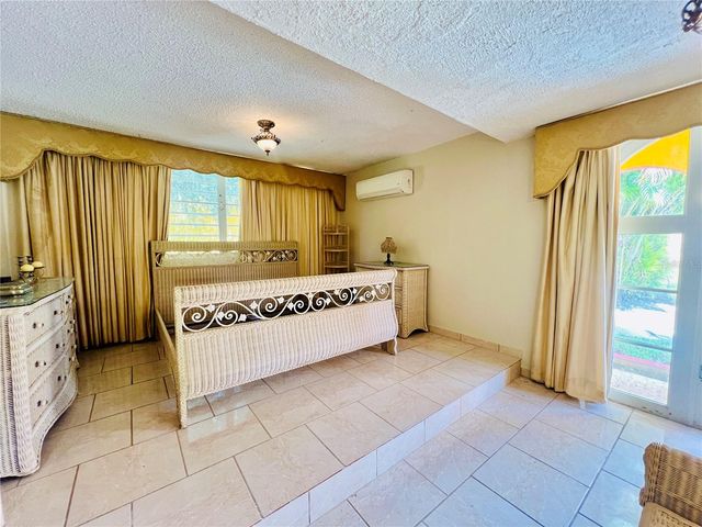 3 PLAZA, Gurabo, PR 00778