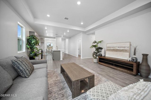 13972 Summer Valley Avenue, El Paso, TX 79928