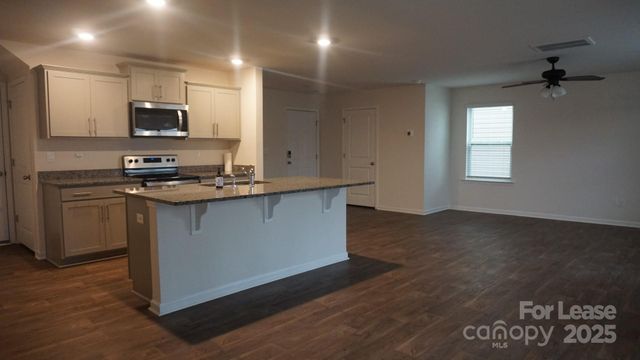 2125 Allium Drive, Charlotte, NC 28216