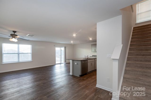 2125 Allium Drive, Charlotte, NC 28216