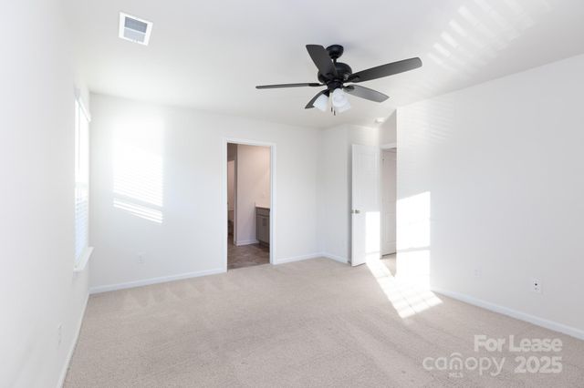 2125 Allium Drive, Charlotte, NC 28216