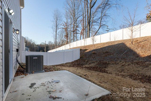 2125 Allium Drive, Charlotte, NC 28216