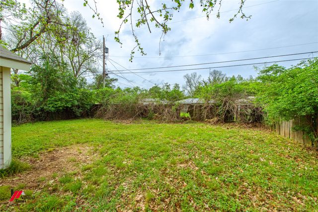 832 E Washington Street, Shreveport, LA 71104