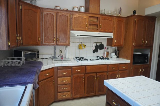 3695 Lily Ln, Shingle Springs, CA 95682