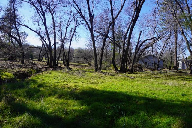 3695 Lily Ln, Shingle Springs, CA 95682