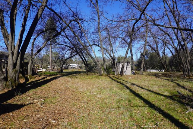 3695 Lily Ln, Shingle Springs, CA 95682