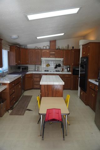 3695 Lily Ln, Shingle Springs, CA 95682