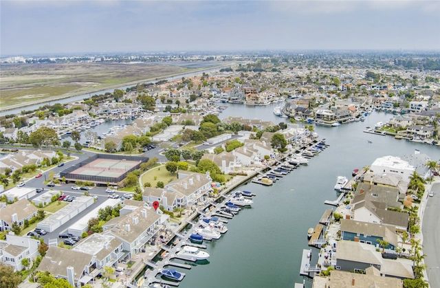 16143 Saint Croix, Huntington Beach, CA 92649