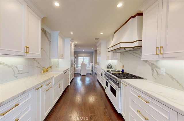 16143 Saint Croix, Huntington Beach, CA 92649