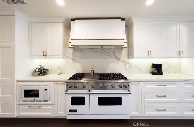 16143 Saint Croix, Huntington Beach, CA 92649