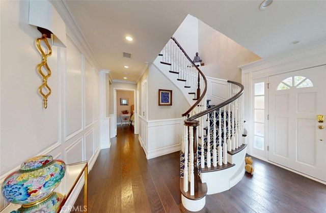 16143 Saint Croix, Huntington Beach, CA 92649