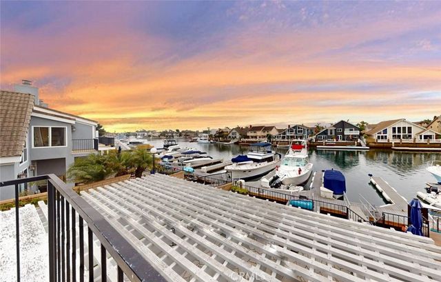 16143 Saint Croix, Huntington Beach, CA 92649