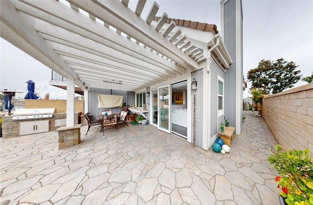 16143 Saint Croix, Huntington Beach, CA 92649