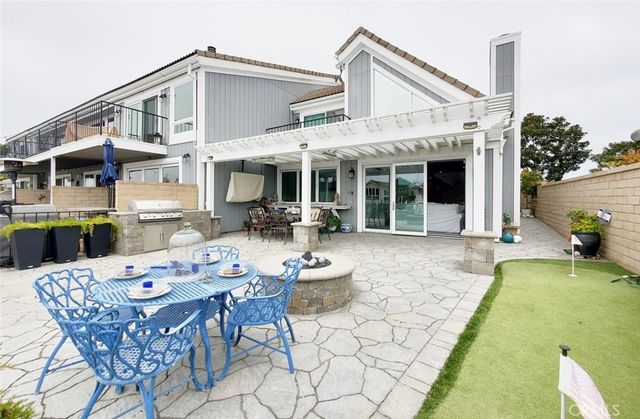 16143 Saint Croix, Huntington Beach, CA 92649