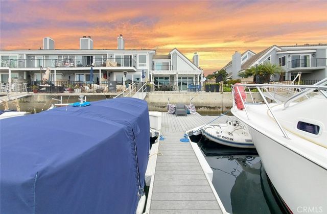 16143 Saint Croix, Huntington Beach, CA 92649