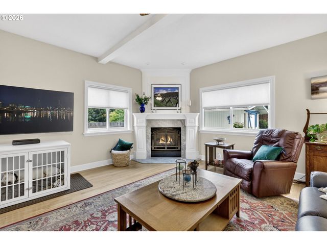 7799 Sw 173RD Pl, Beaverton, OR 97007