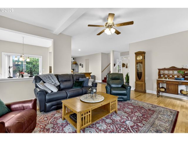 7799 Sw 173RD Pl, Beaverton, OR 97007