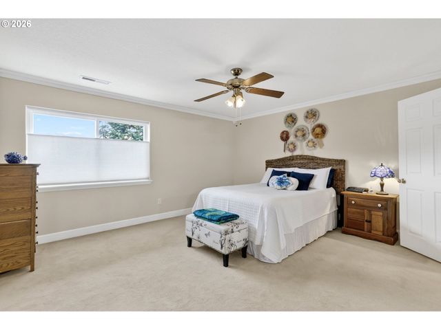 7799 Sw 173RD Pl, Beaverton, OR 97007