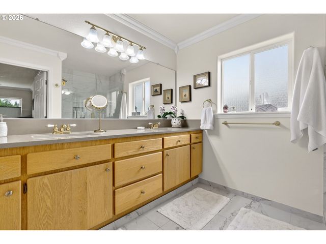 7799 Sw 173RD Pl, Beaverton, OR 97007
