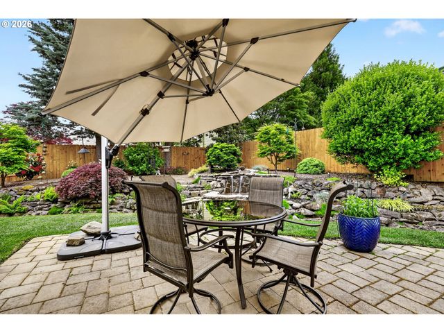 7799 Sw 173RD Pl, Beaverton, OR 97007