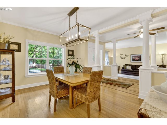 7799 Sw 173RD Pl, Beaverton, OR 97007