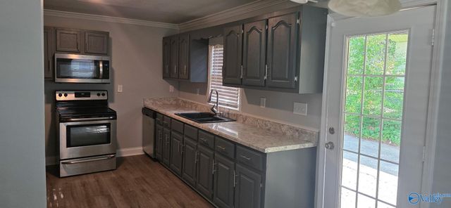 325 South Plymouth Road, Huntsville, AL 35811