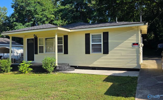 325 South Plymouth Road, Huntsville, AL 35811