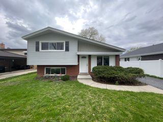 514 N Charlotte Street, Lombard, IL 60148