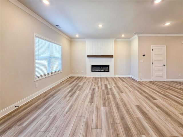 3517 Iron Hearth Bend, Snellville, GA 30039