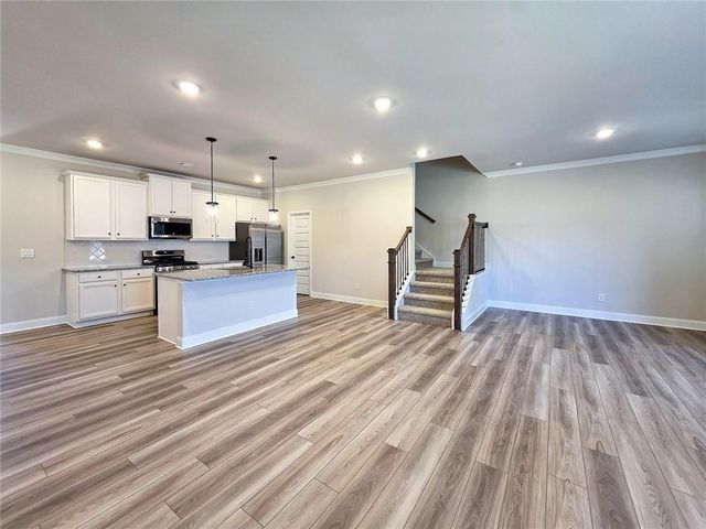 3517 Iron Hearth Bend, Snellville, GA 30039