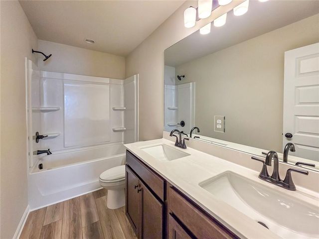 3517 Iron Hearth Bend, Snellville, GA 30039