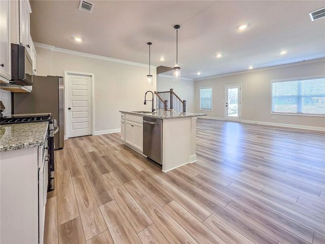 3517 Iron Hearth Bend, Snellville, GA 30039