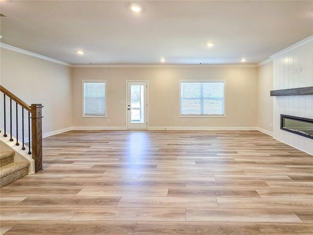 3517 Iron Hearth Bend, Snellville, GA 30039
