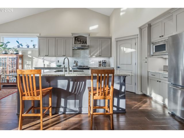 1141 Nw 98th Ave, Portland, OR 97229