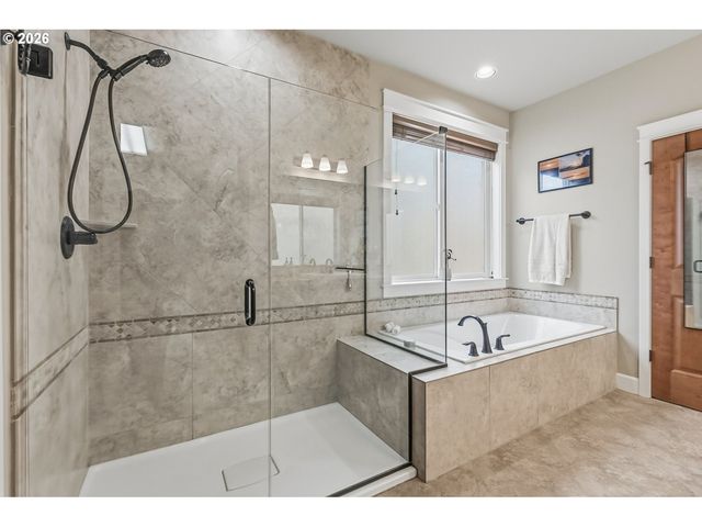 1141 Nw 98th Ave, Portland, OR 97229