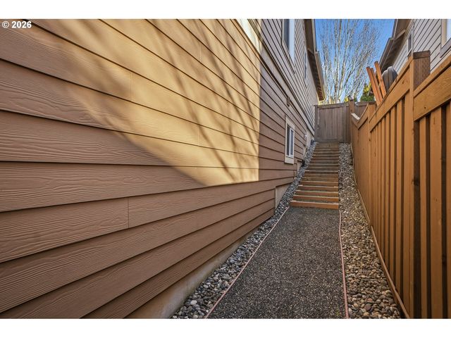 1141 Nw 98th Ave, Portland, OR 97229