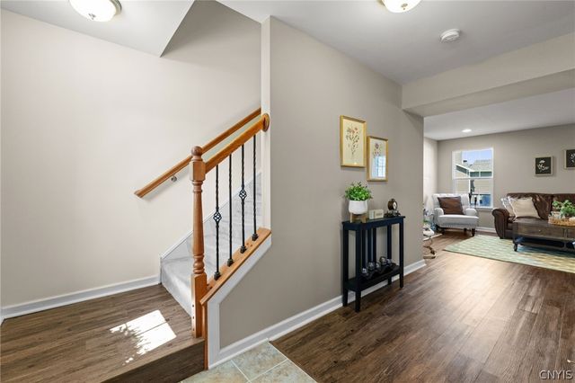 101 Weeping Willow, Camillus, NY 13031