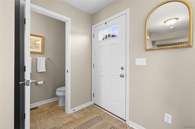 101 Weeping Willow, Camillus, NY 13031