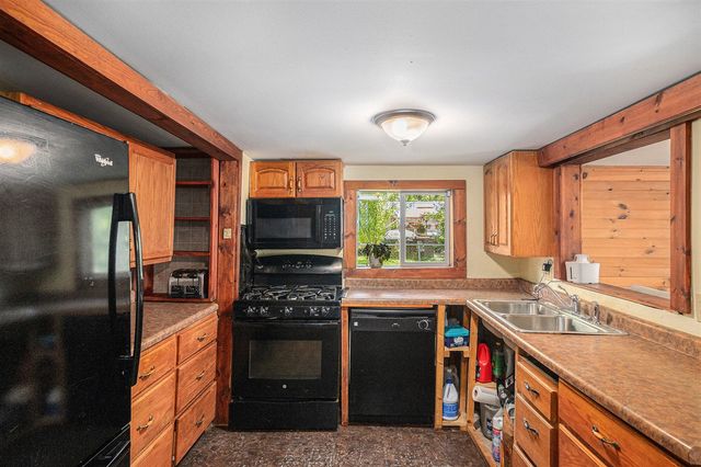 8828 Elm, Fremont, MI 49412