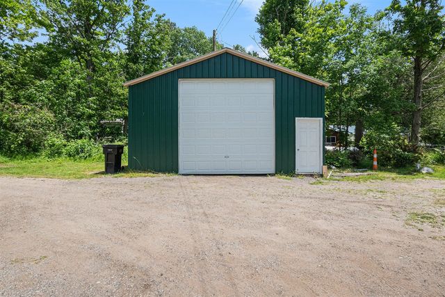 8828 Elm, Fremont, MI 49412