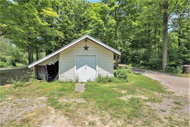 8828 Elm, Fremont, MI 49412