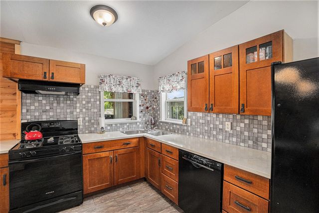 8828 Elm, Fremont, MI 49412